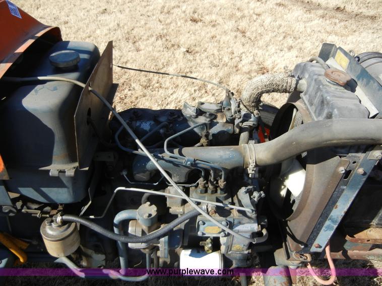 image for item 2280 Kubota L225 tractor