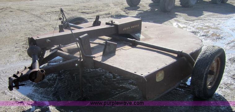 image for item 3206 John Deere 407 rotary mower
