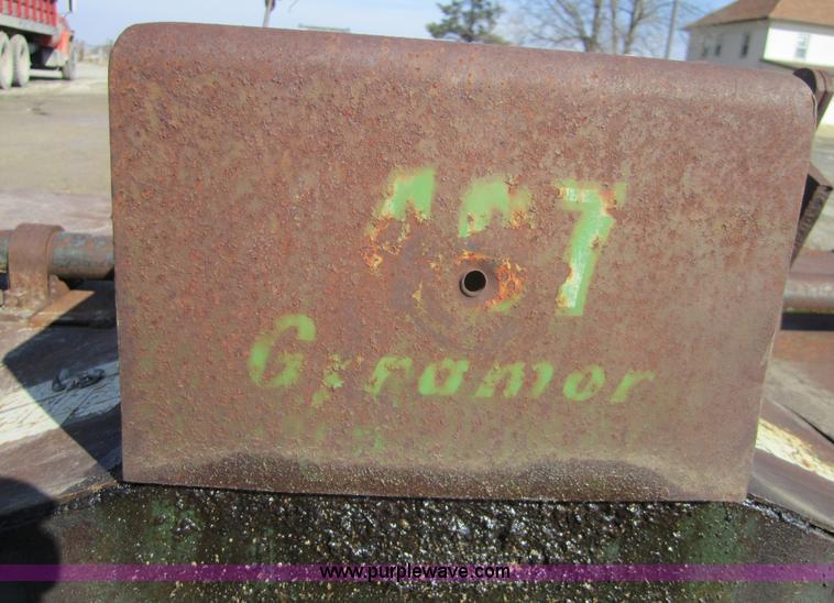 image for item 3206 John Deere 407 rotary mower