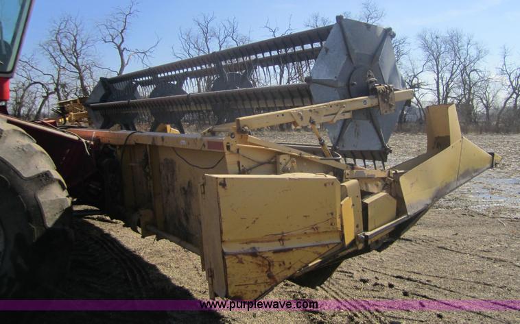 image for item 3208 New Holland 973 flex head