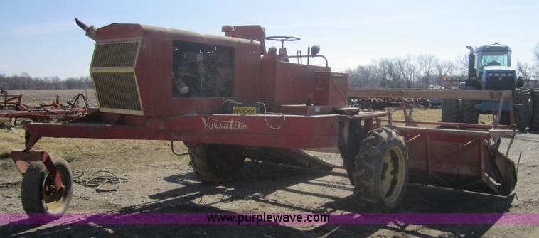 image for item 3209 Versatile 400 swather
