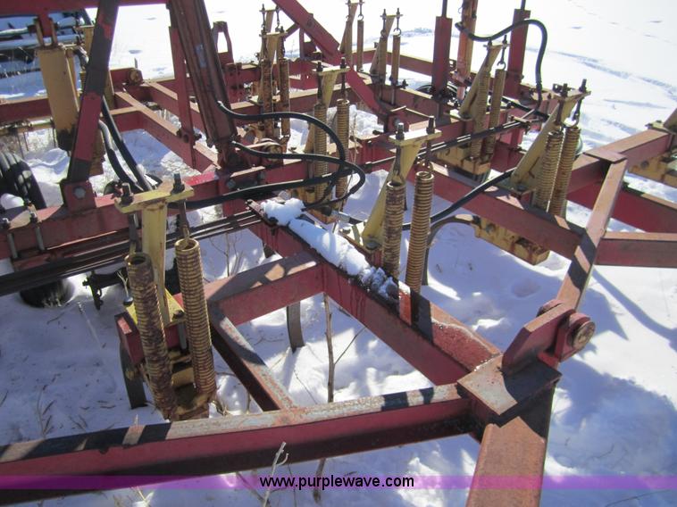 image for item 3389 Bourgault Vibramaster 45' cultivator