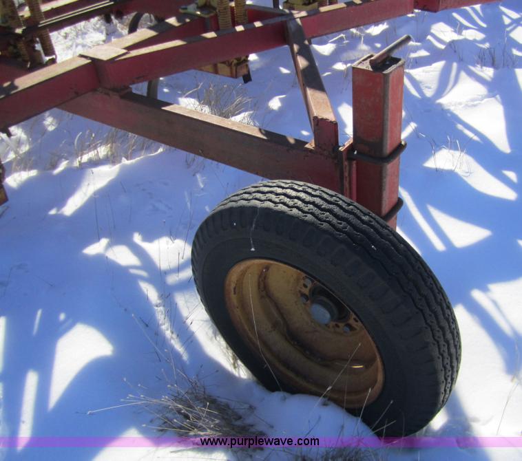 image for item 3389 Bourgault Vibramaster 45' cultivator