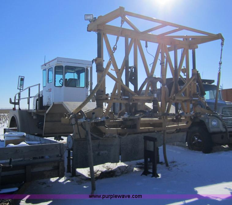 image for item 3390 1995 Tyler 4300 sprayer