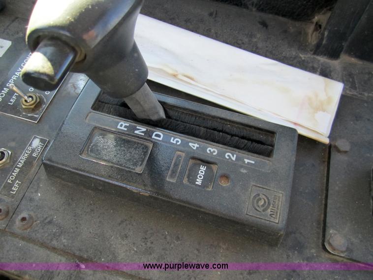 image for item 3390 1995 Tyler 4300 sprayer