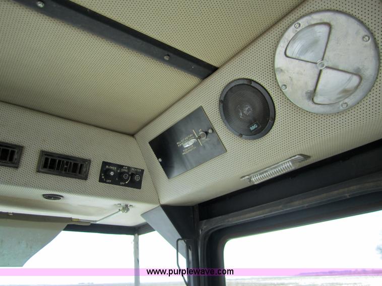 image for item 3390 1995 Tyler 4300 sprayer