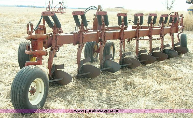 image for item 3427 Eight bottom plow