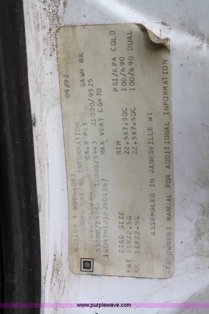 image for item 4885 1993 GMC TopKick bulk feed truck