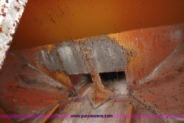 image for item 4886 1998 Case IH FLX 4300 fertilizer applicator