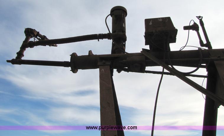 image for item 5197 1978 Valley 4271/4071 irrigation pivot