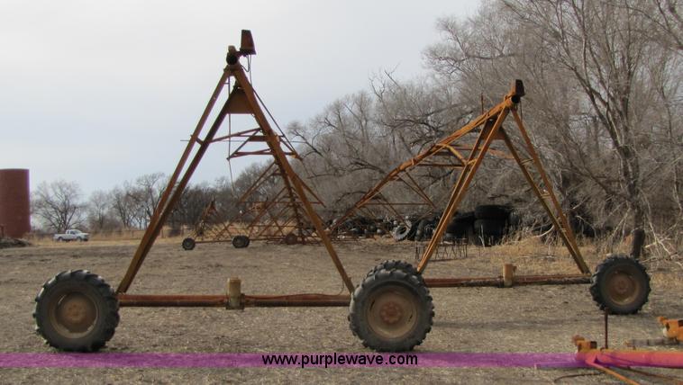image for item 5197 1978 Valley 4271/4071 irrigation pivot