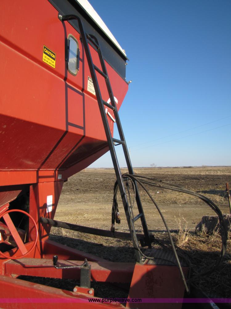 image for item 5214 Brent 472 grain cart