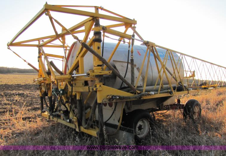 image for item 5215 Sprayer with 65' boom