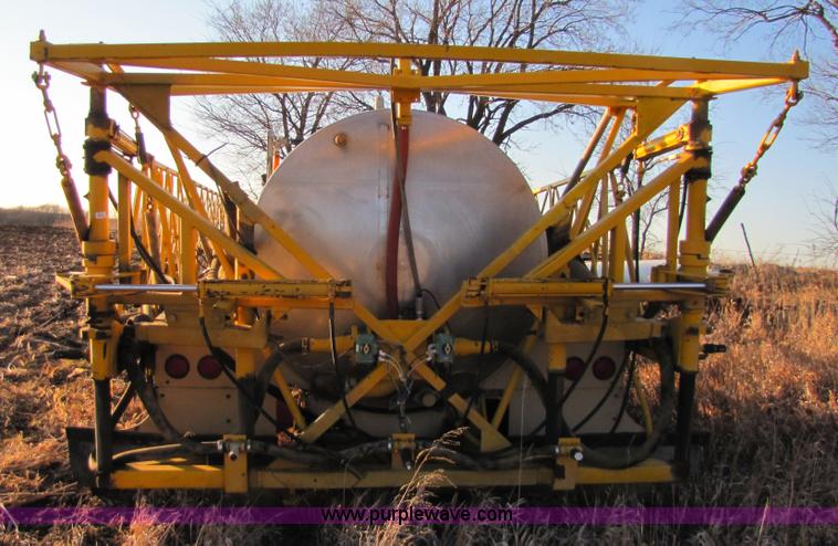 image for item 5215 Sprayer with 65' boom