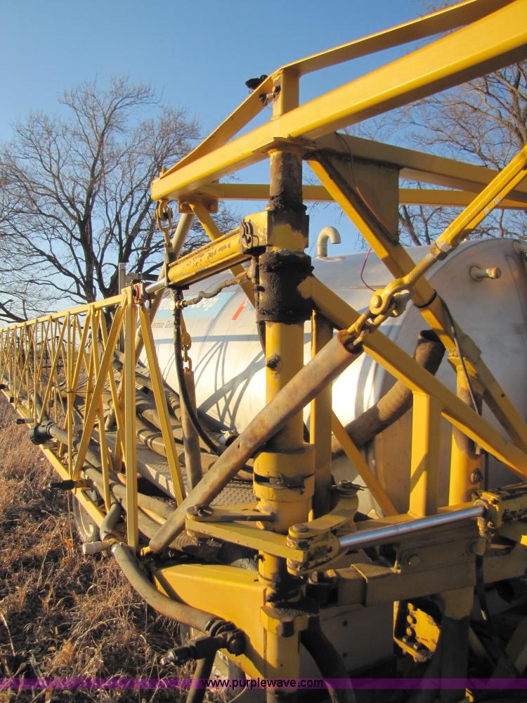 image for item 5215 Sprayer with 65' boom