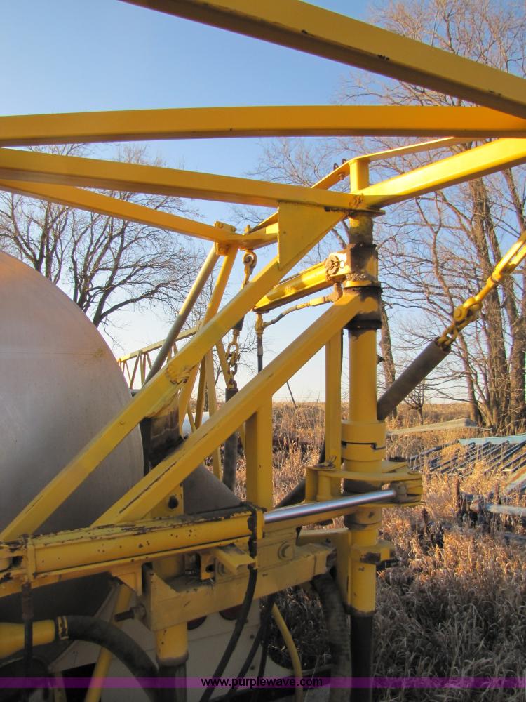 image for item 5215 Sprayer with 65' boom