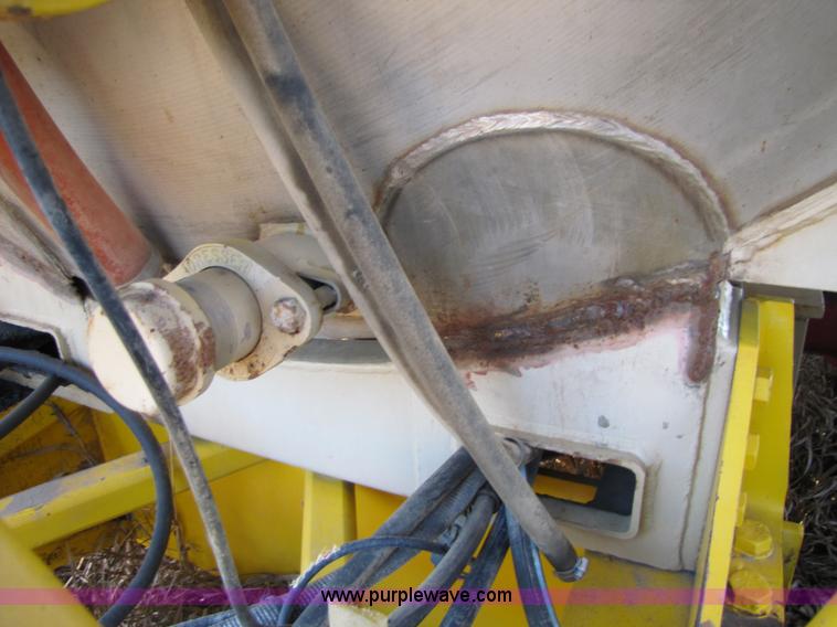 image for item 5215 Sprayer with 65' boom