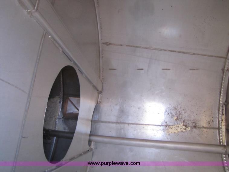 image for item 5215 Sprayer with 65' boom