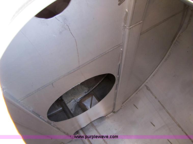 image for item 5215 Sprayer with 65' boom