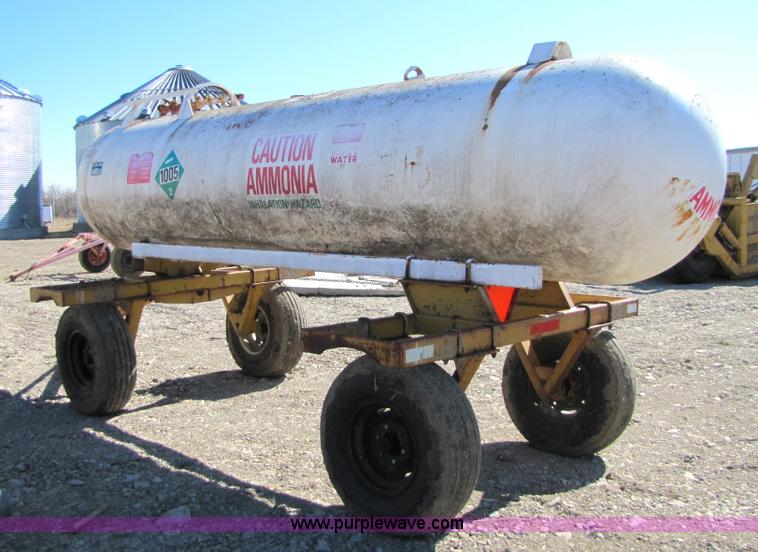 image for item 5221 Hamby 1,000 gallon anhydrous tank on trailer
