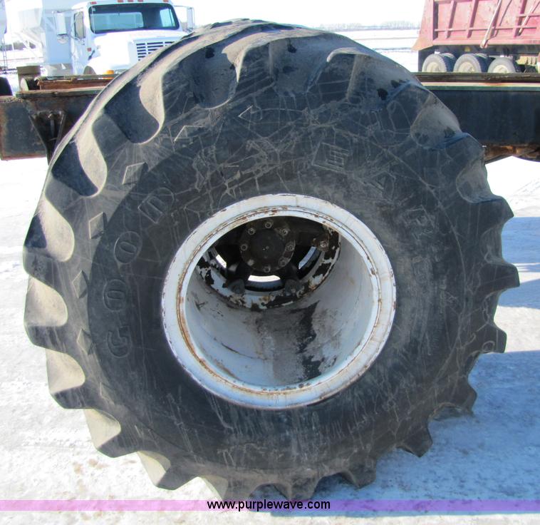 image for item 5303 1989 Loral Easy-Rider 2000-C cab and chassis