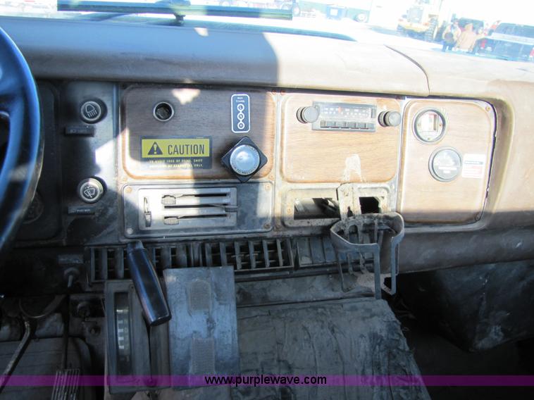 image for item 5303 1989 Loral Easy-Rider 2000-C cab and chassis