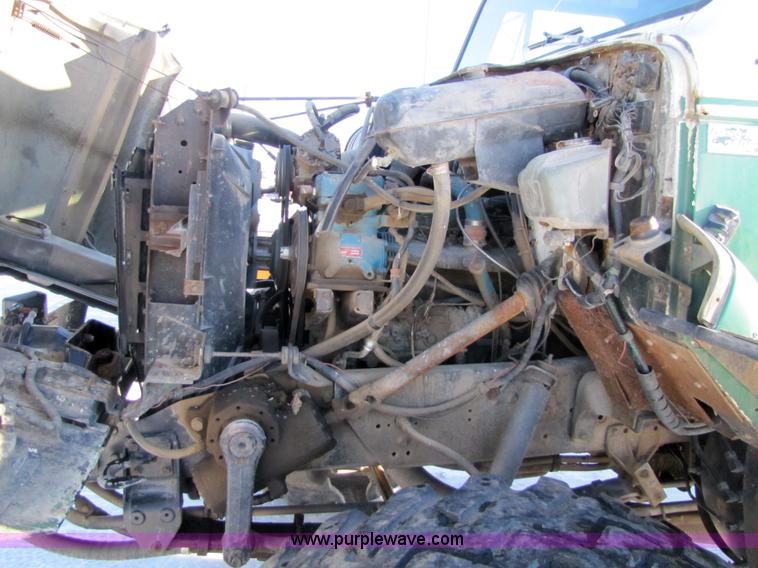 image for item 5303 1989 Loral Easy-Rider 2000-C cab and chassis