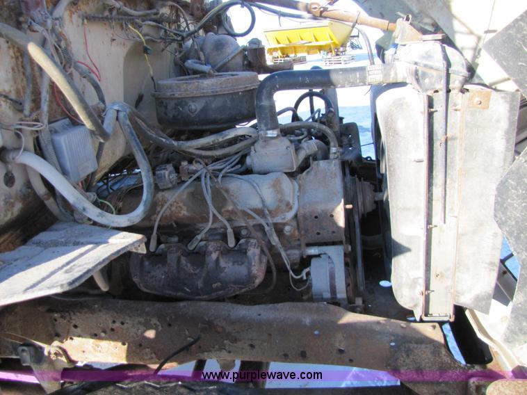 image for item 5305 1982 Ford N700 seed tender truck