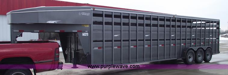 image for item 5369 2007 Titan triple axle stock trailer