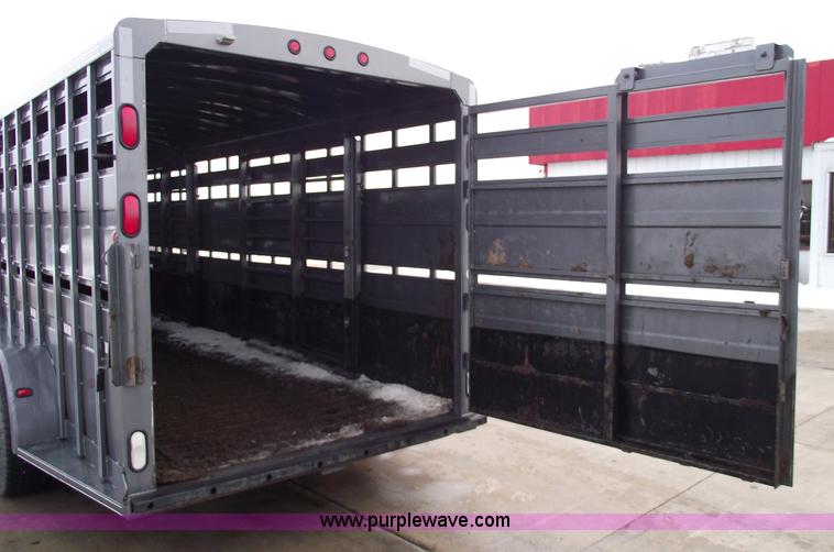 image for item 5369 2007 Titan triple axle stock trailer