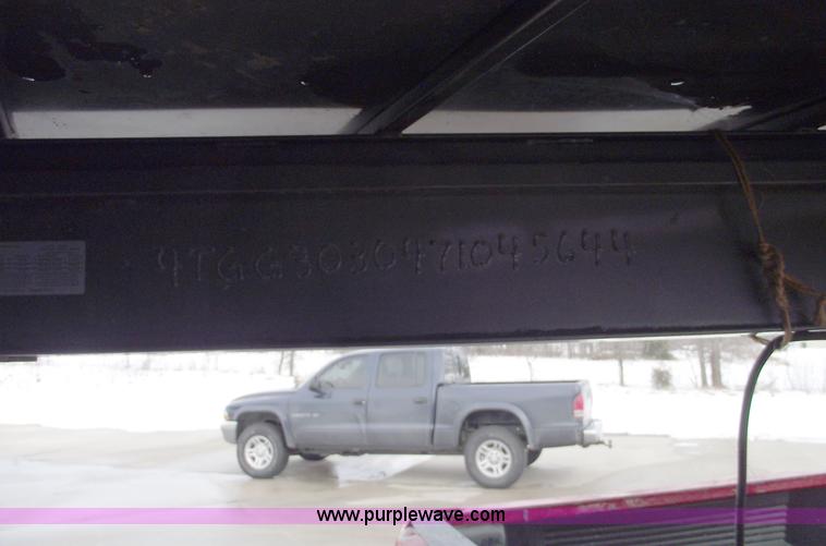 image for item 5369 2007 Titan triple axle stock trailer