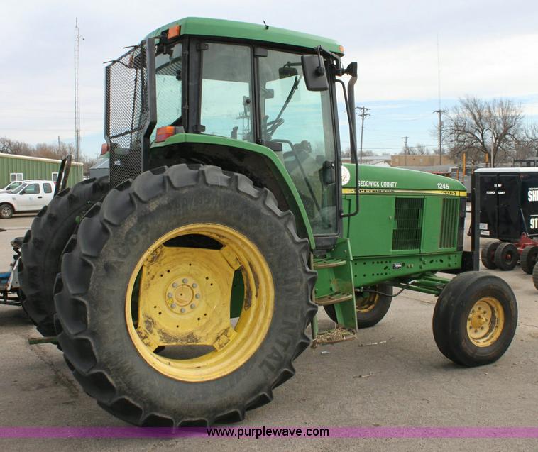 image for item 6514 John Deere 6605 tractor
