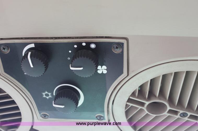 image for item 6514 John Deere 6605 tractor