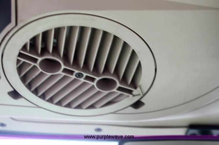 image for item 6514 John Deere 6605 tractor