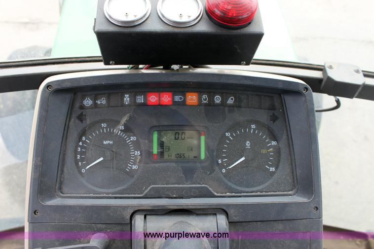 image for item 6514 John Deere 6605 tractor