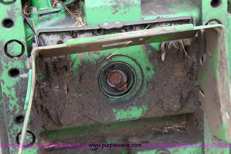 image for item 6514 John Deere 6605 tractor