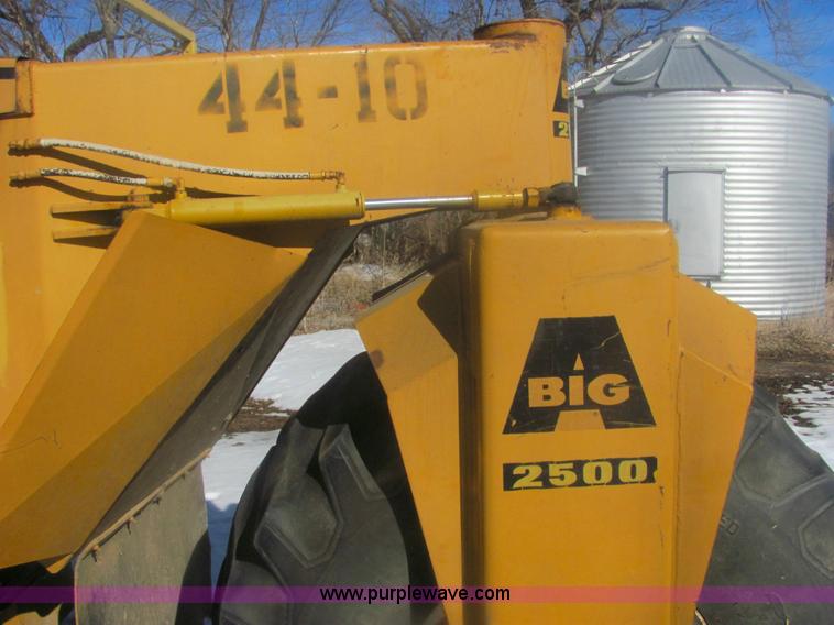 image for item 6844 1979 Big A 2500 sprayer