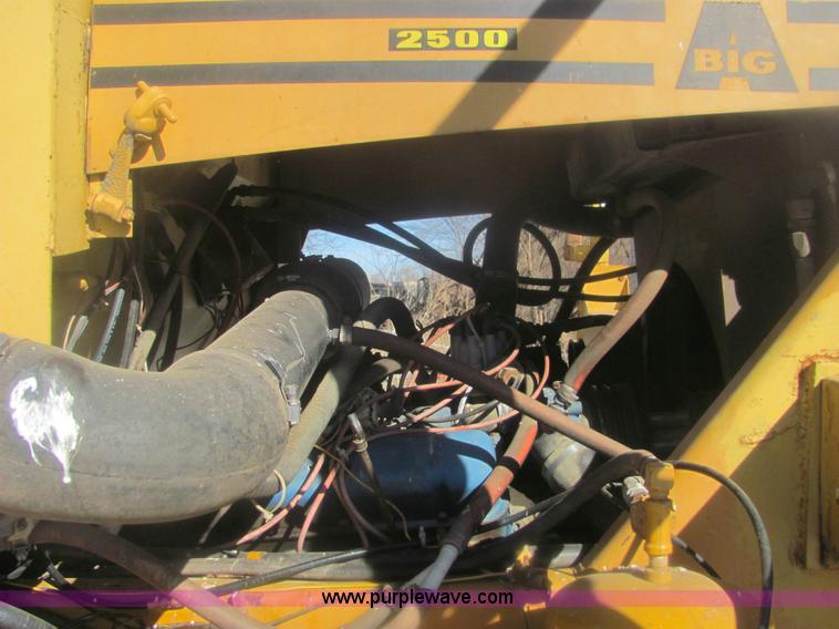 image for item 6844 1979 Big A 2500 sprayer