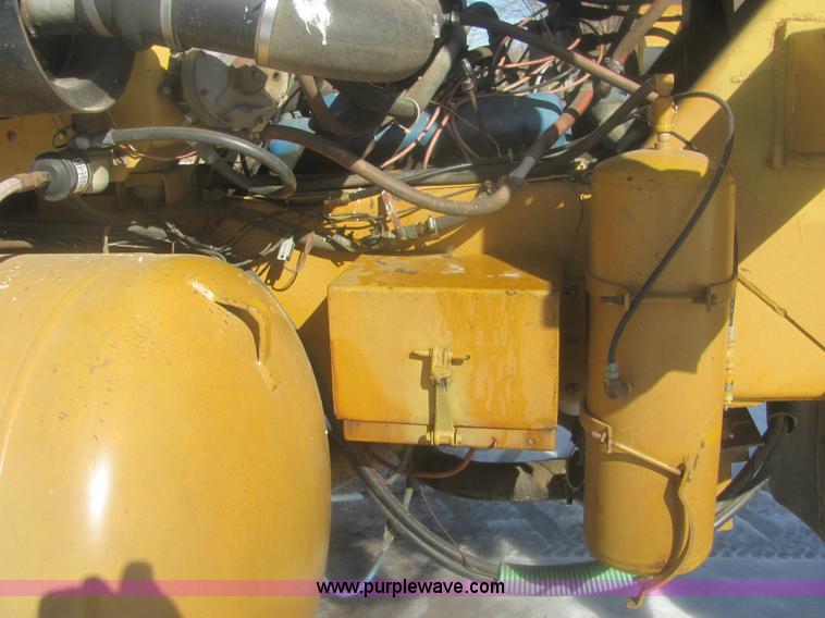 image for item 6844 1979 Big A 2500 sprayer