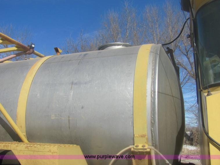 image for item 6844 1979 Big A 2500 sprayer