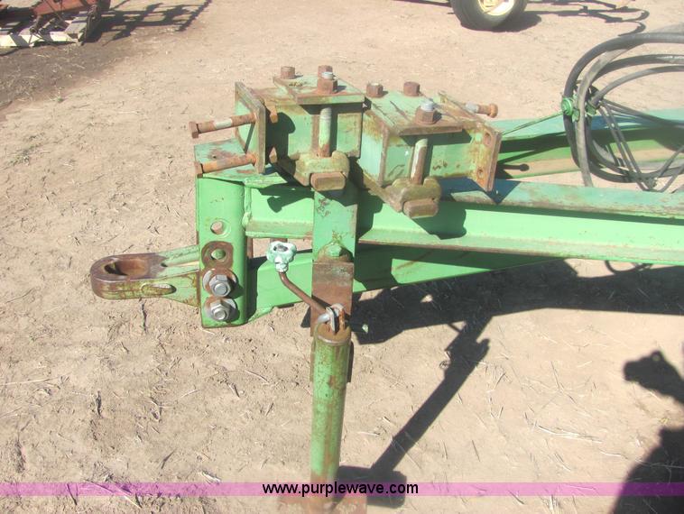 image for item 6852 John Deere A1600 24' folding chisel with injector