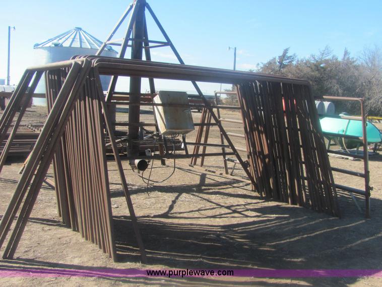 image for item 6861 WW cattle panel kit