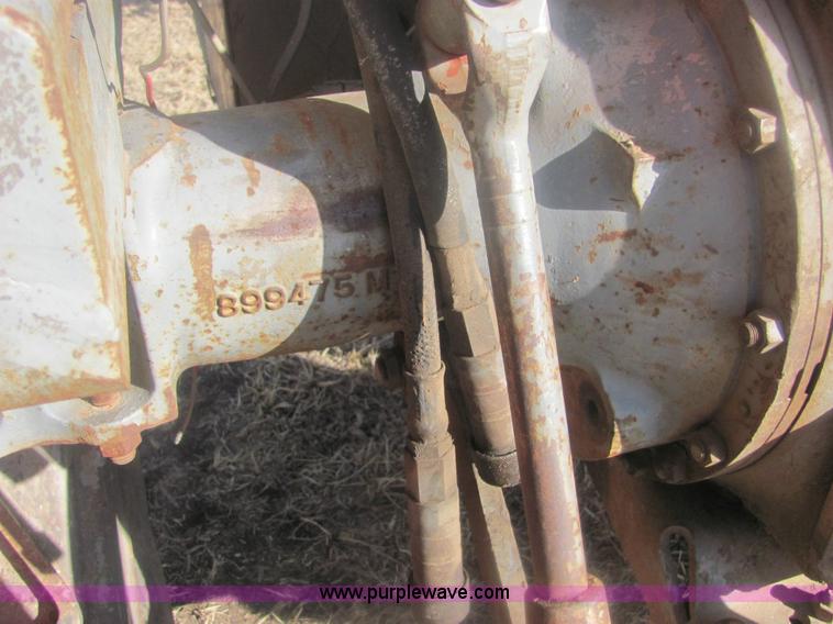 image for item 6863 Massey-Ferguson 180 tractor