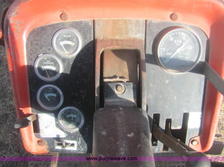 image for item 6863 Massey-Ferguson 180 tractor