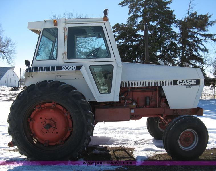 image for item 8209 1979 Case 2090 cab tractor