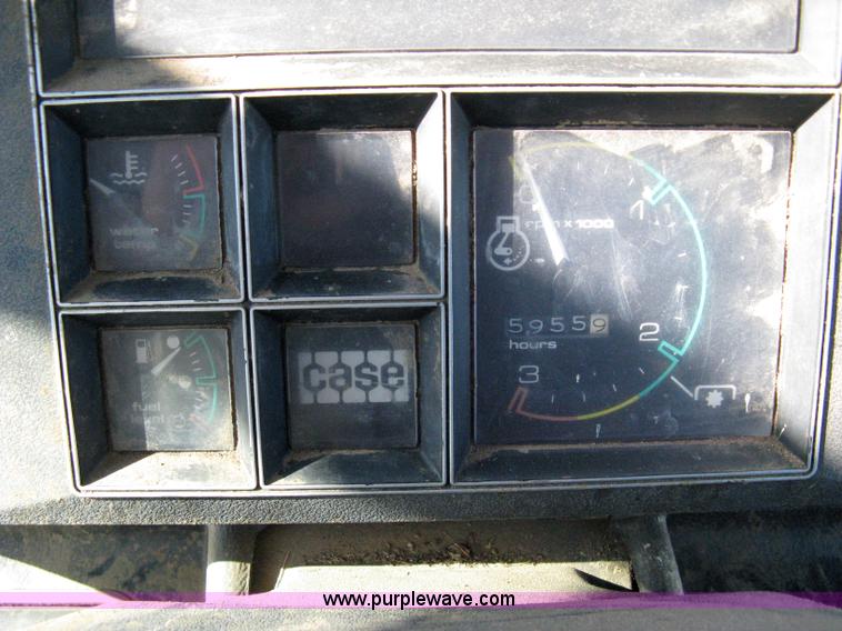 image for item 8209 1979 Case 2090 cab tractor