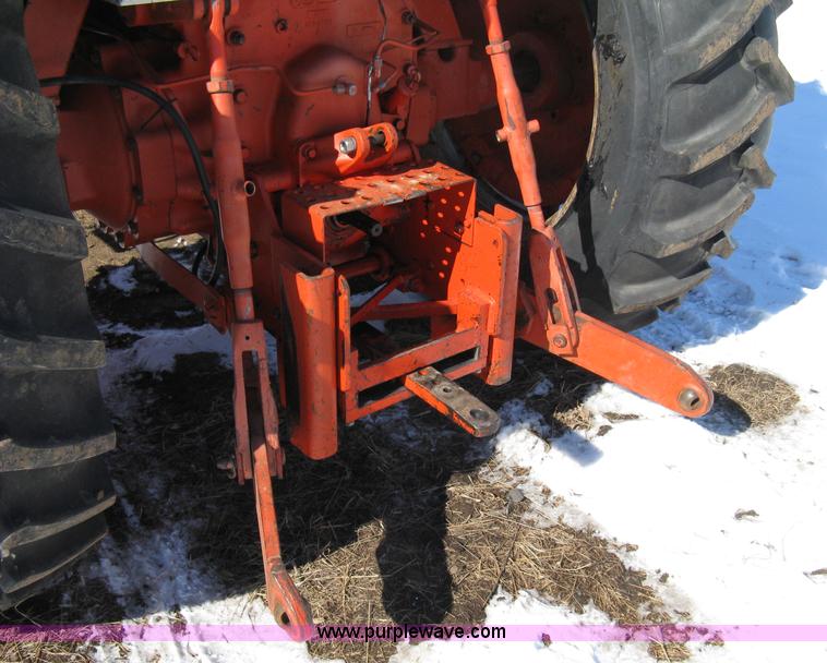 image for item 8209 1979 Case 2090 cab tractor