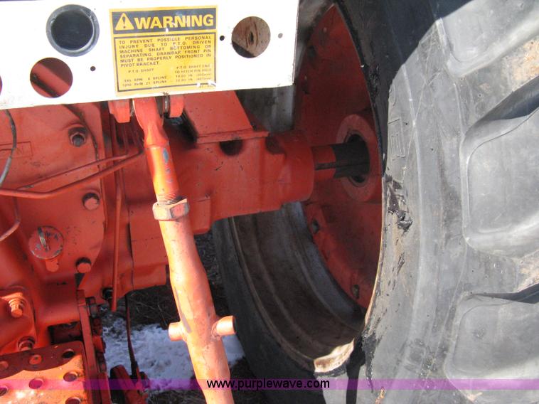 image for item 8209 1979 Case 2090 cab tractor