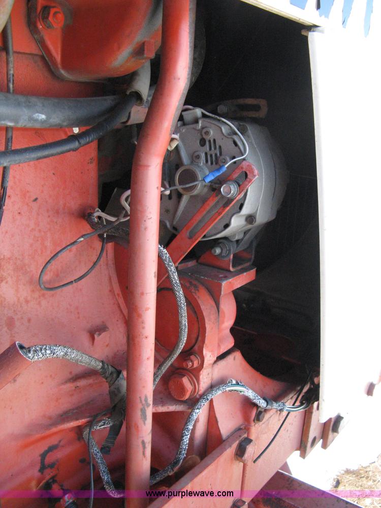 image for item 8209 1979 Case 2090 cab tractor