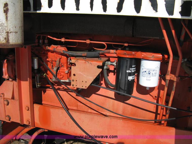image for item 8209 1979 Case 2090 cab tractor
